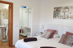 2 habitaciones, internet y ropa de cama 