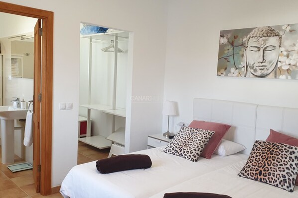 2 habitaciones, internet y ropa de cama 