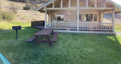 Sapphire Cabin at Rye Creek Lodge