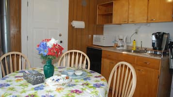 Fridge, microwave, dishwasher, coffee/tea maker