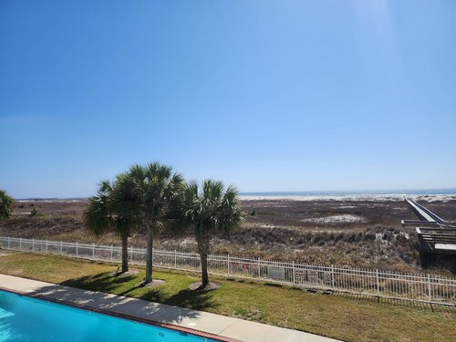 Inn at Dauphin Island 206 One-of-a-kind Beach Condo with Great Views!!!
