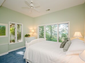 11 bedrooms, iron/ironing board, WiFi - Colossal Lakefront Home in Sawyer! (Sawyer)