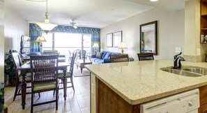 Interior - Condo with 2 Bedrooms, 2 Bathrooms, Sleeps 6 Comfortably, Side View Room (Cocoa Beach)