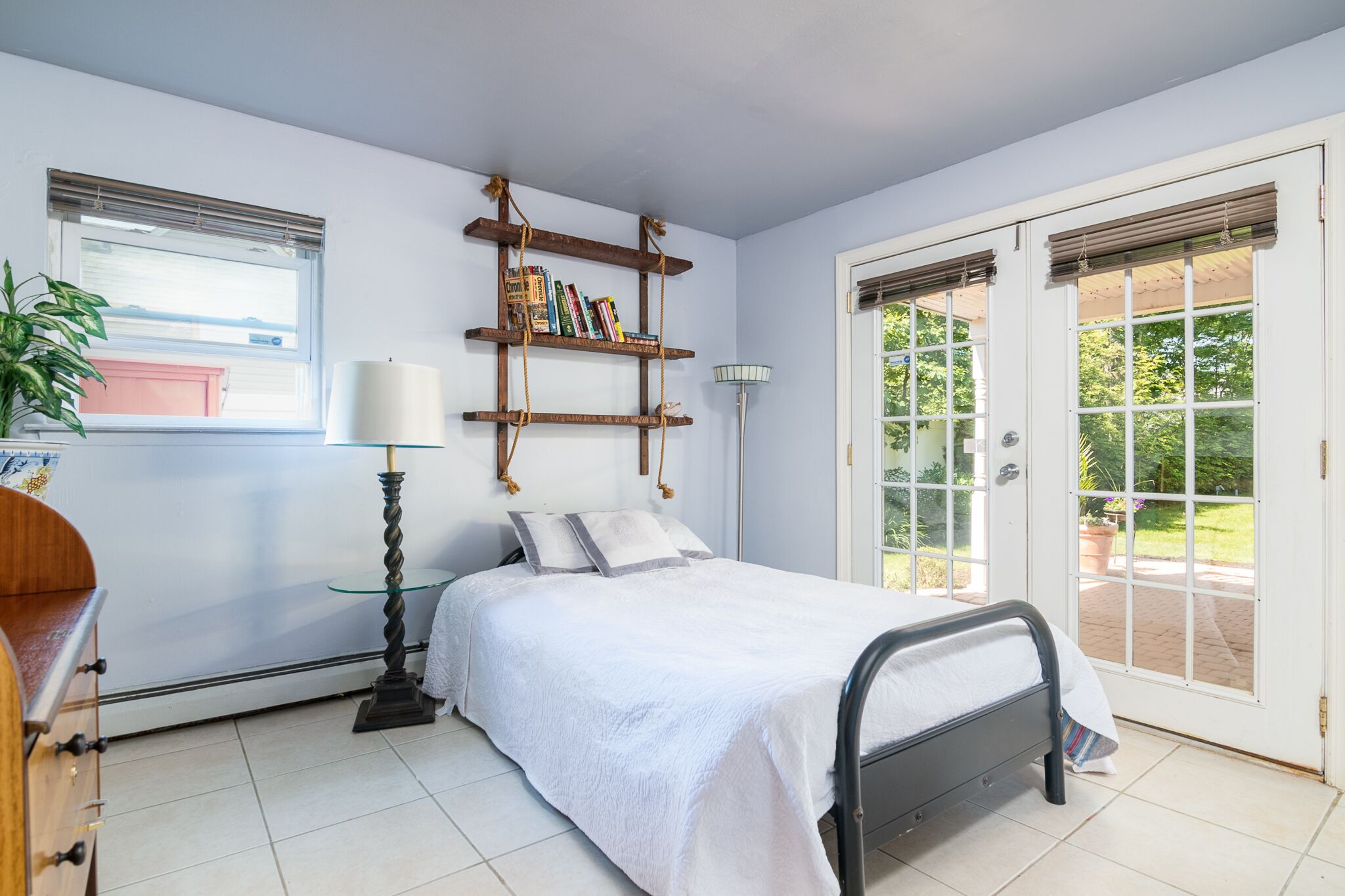 4 Schlafzimmer, Schreibtisch, Bügeleisen/Bügelbrett, Reisekinderbett