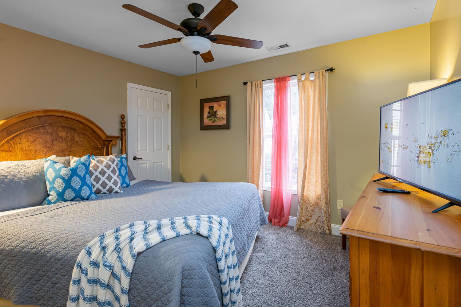 Upstairs King Bedroom with 43" Smart TV