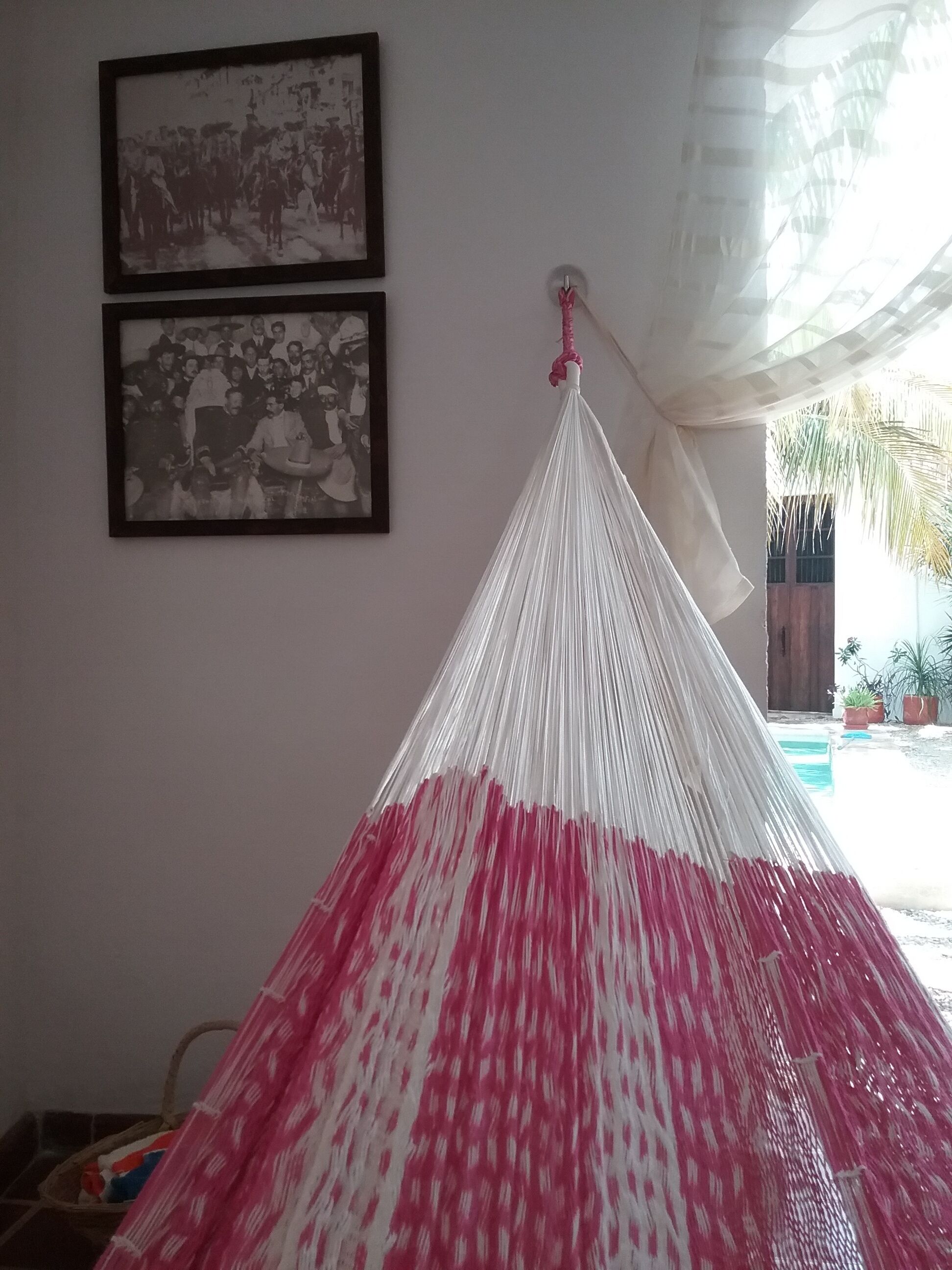 The property is situated in the district of La Ermita in the Historical Centre