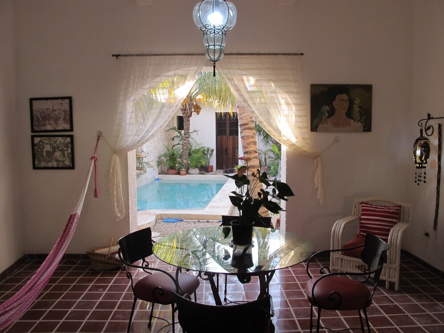 The property is situated in the district of La Ermita in the Historical Centre