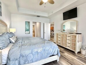 3 bedrooms, iron/ironing board, Internet, bed sheets