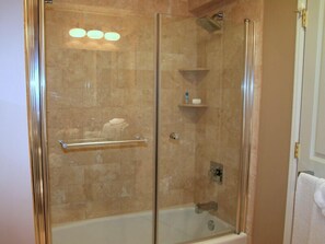 Hiustenkuivaaja, pyyhkeet