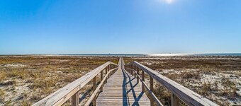 ドーフィンアイランドビーチクラブ