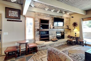 TV, fireplace, DVD player, ping pong