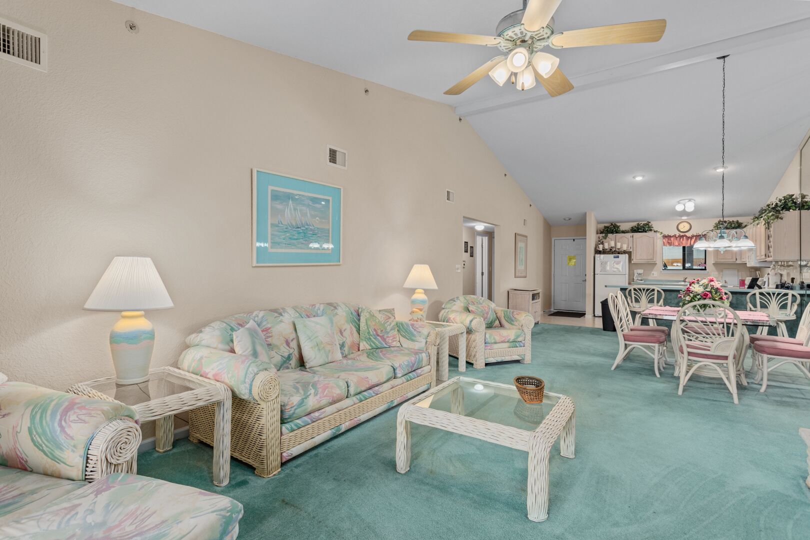 Lazy Days T-12 - Spacious Waterfront Condo!