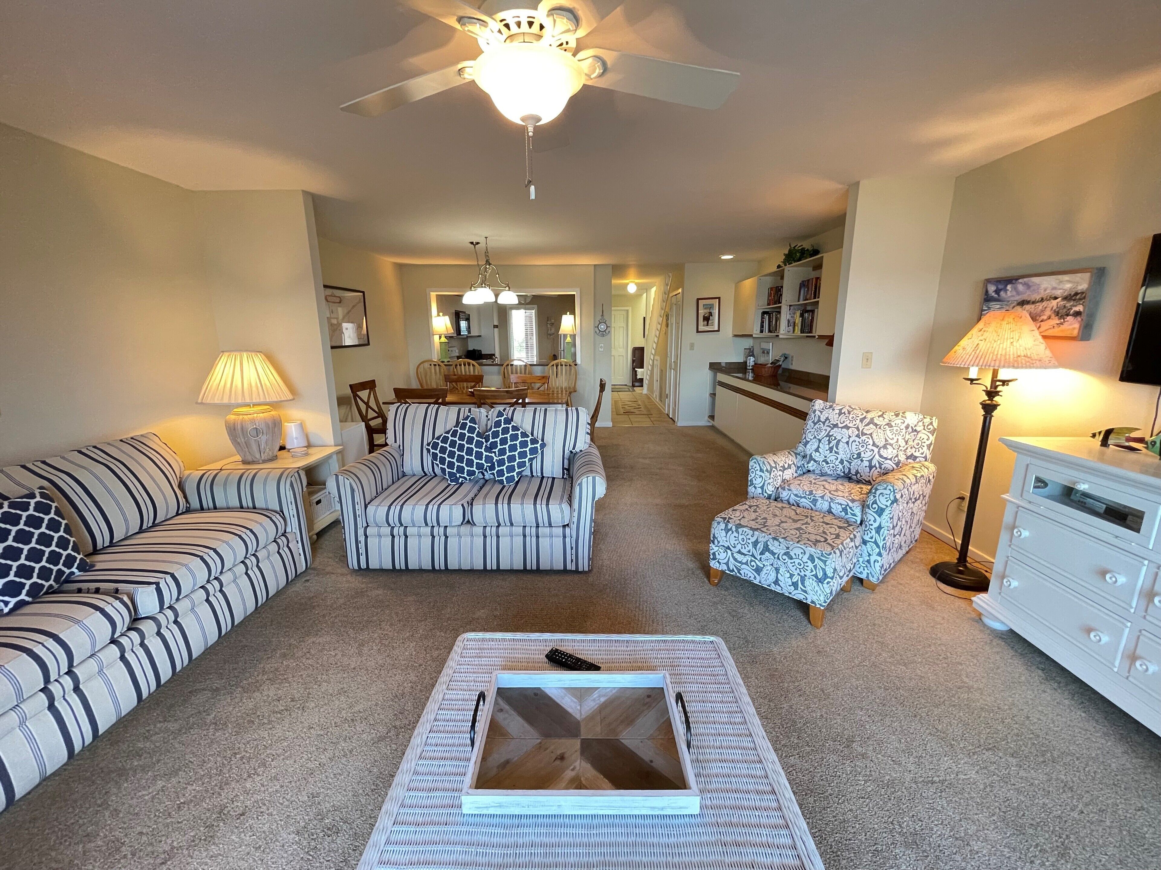 Southwind II: Tastefully decorated condo on Pamlico Sound.