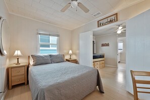 3 bedrooms, iron/ironing board, travel cot, WiFi