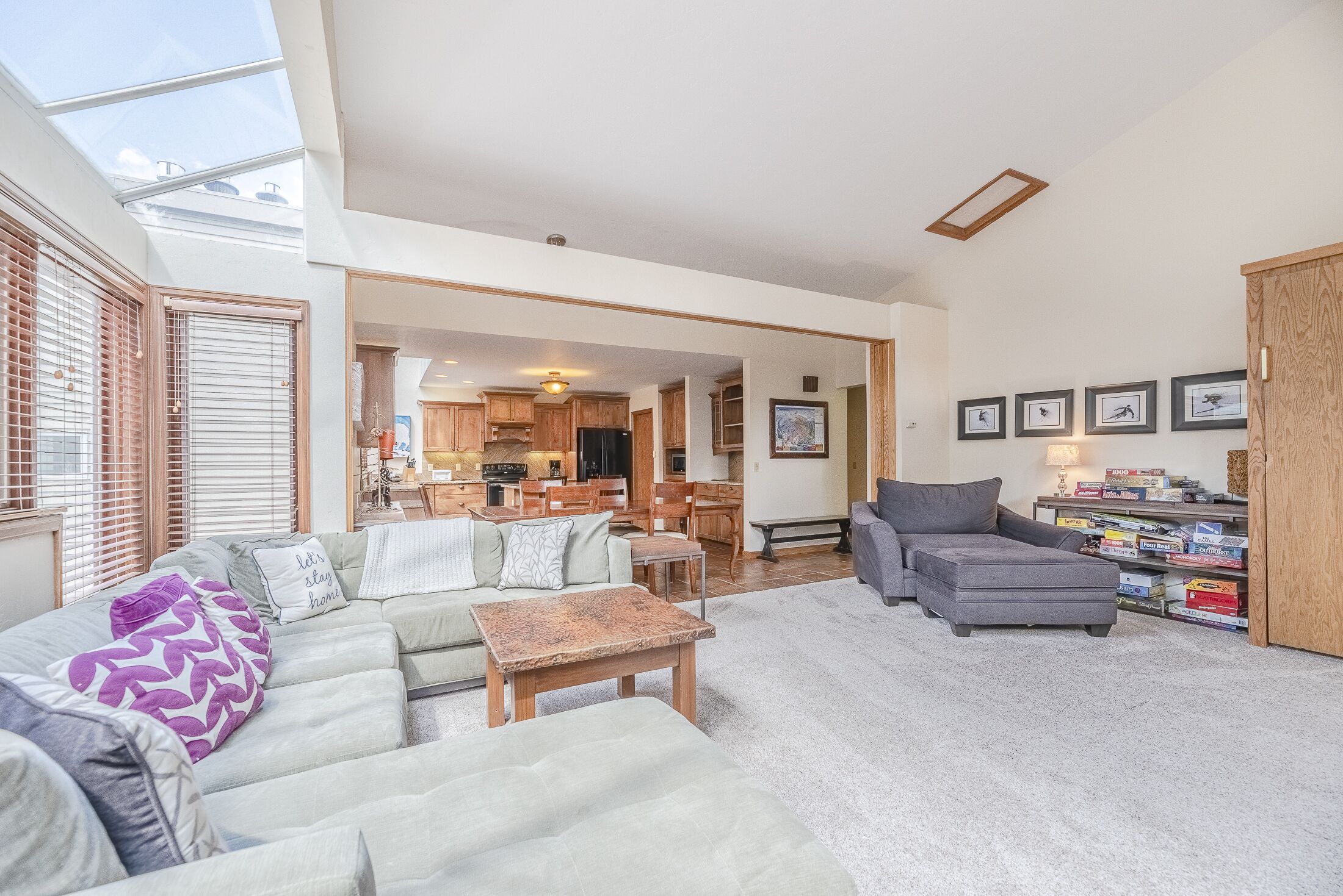 Remodeled Ski in Ski out condo. Great for families. Access to pool & hot tub