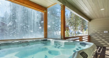 Vaiheita Canyon Lodge Hissit3800 m² ftJPrivate Hot Tub & Sauna❆Garage / Locker