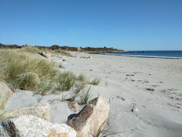 Beach nearby, sun loungers
