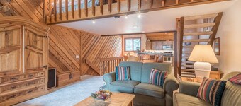 Loft de dos habitaciones más con elkhorn Ameniteis - ¡Se admiten perros!