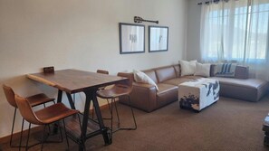 Televisor i llar de foc 