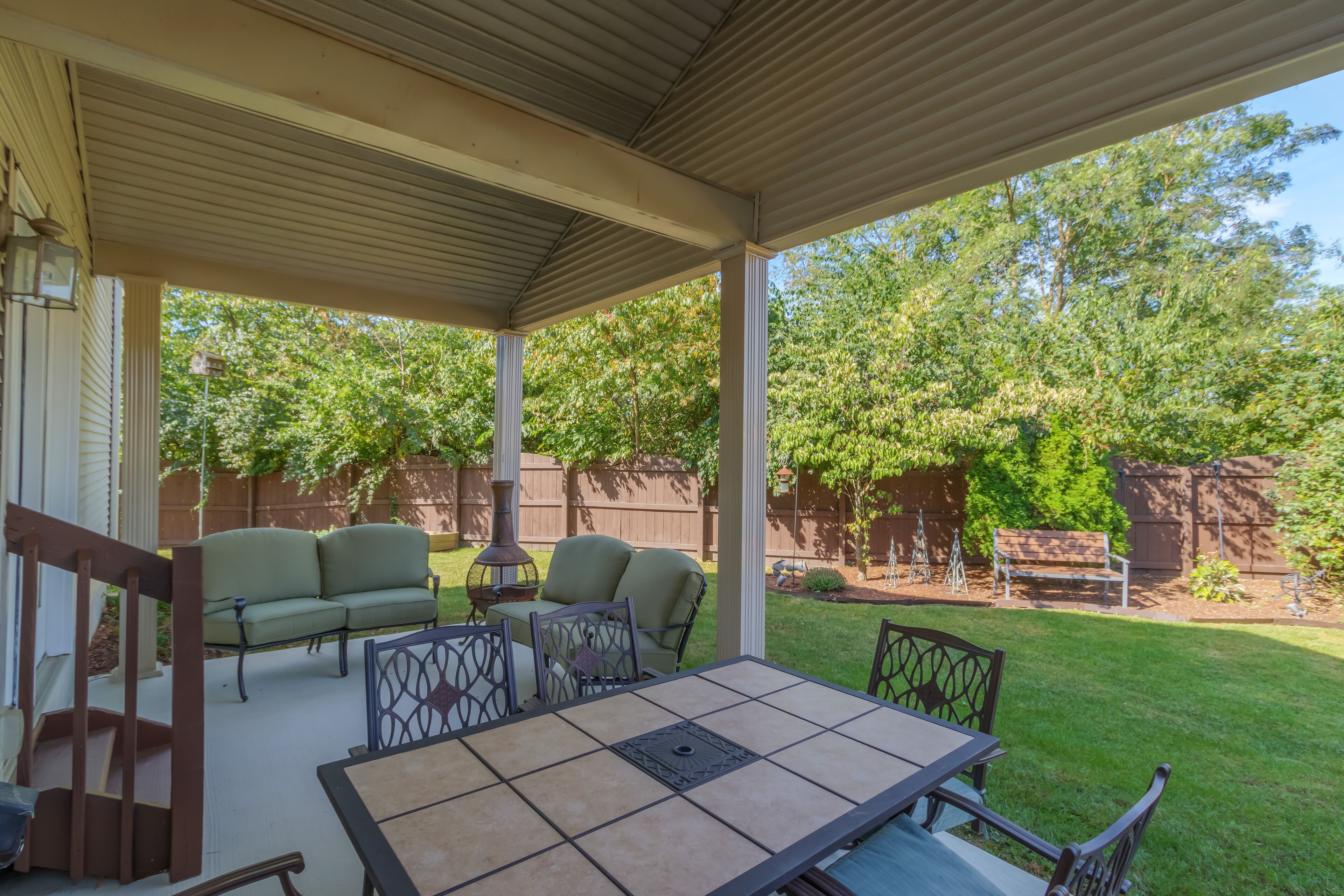 Southern Comfort on a Quiet Cul de Sac with Free Wifi