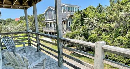 Susan's Island Villa: Condo convenient to restaurants and shops.