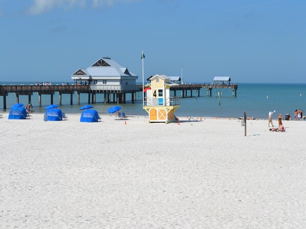 Beach nearby - Bayside Condos 10 Direct Bayside View (Clearwater Beach)