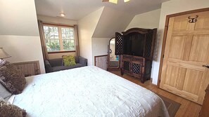 3 Schlafzimmer, Schreibtisch, Internetzugang, Bettwäsche
