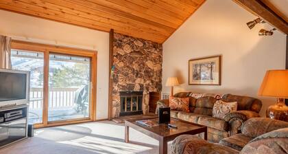 Mukava Elkhornin huoneisto pois golfkentältä, takka ja dollari Mt. Luettu