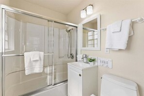 Unclassified image, 3 of 58, button - 🌊 Coastal Dream Beach House | Private Path to Sand • Single Level ➠ 19622 (Indian Shores)