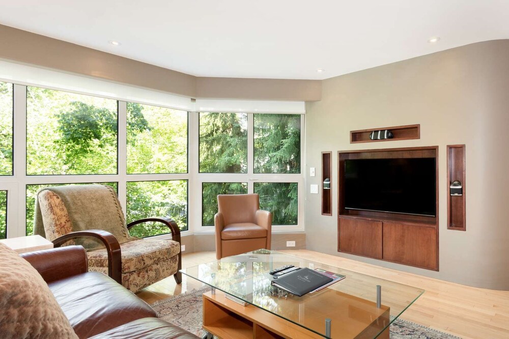 Whistler - Le Chamois - Signature 1 Bedroom #213
