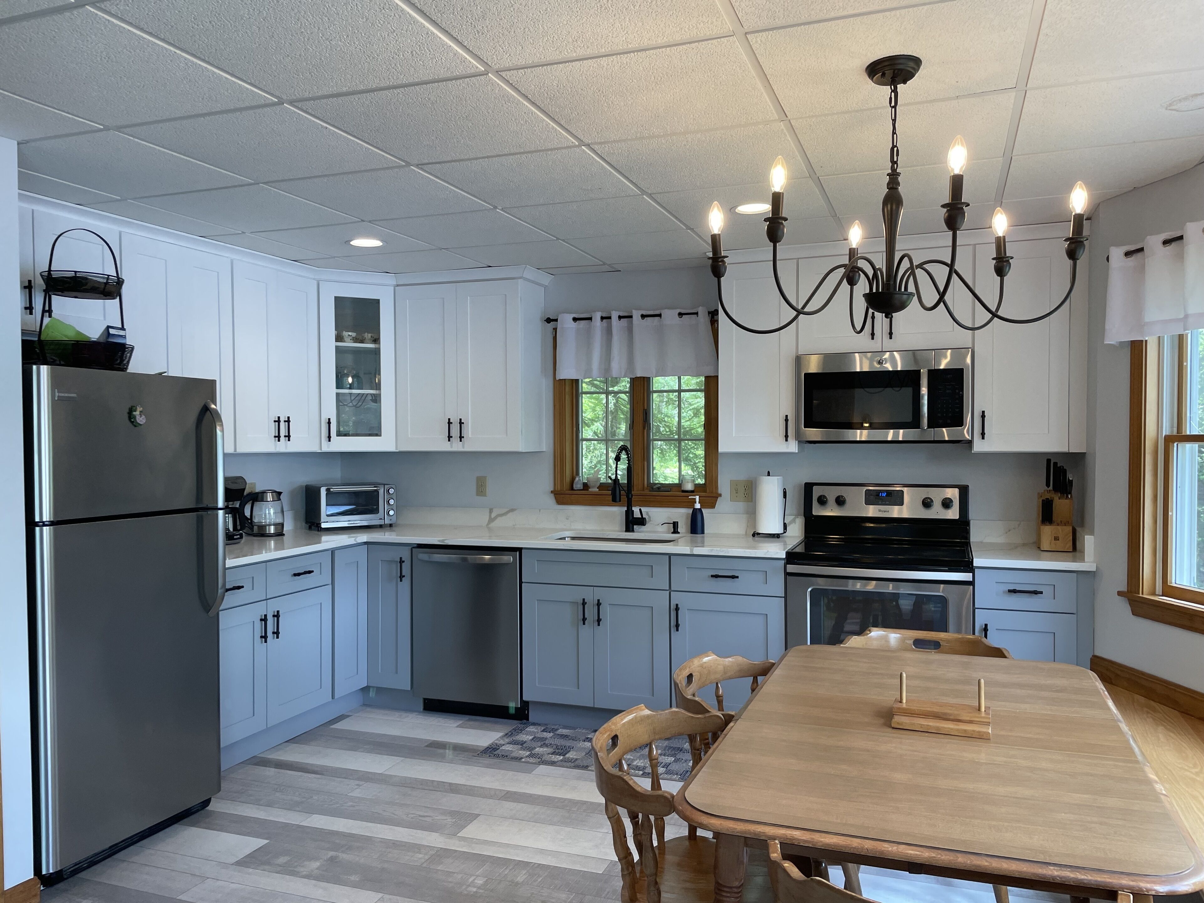  SUNAPEE REGION - LAKEFRONT/SKI VACATION HOME RENTAL 