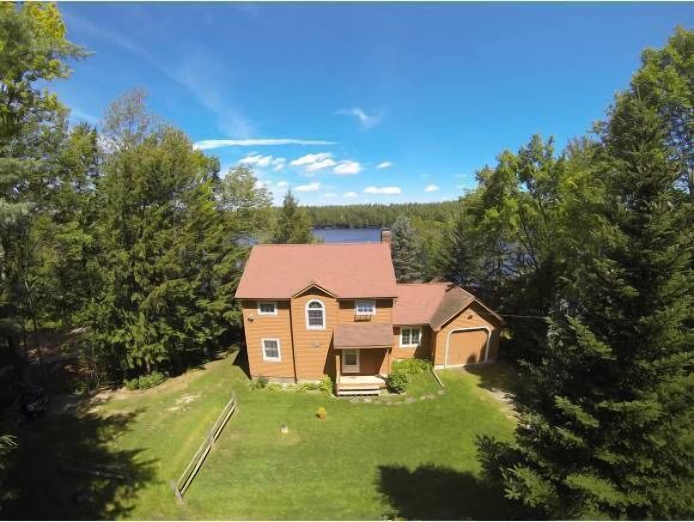  SUNAPEE REGION - LAKEFRONT/SKI VACATION HOME RENTAL 