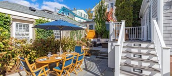 Waypoint-Downtown Newport-Beautiful 4Beds, 3 Baths w / 2 places de parking