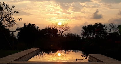 Stilvolles, offenes Wohnen, Gartenbad, Ideal für Flitterwochen & Natur Liebhaber