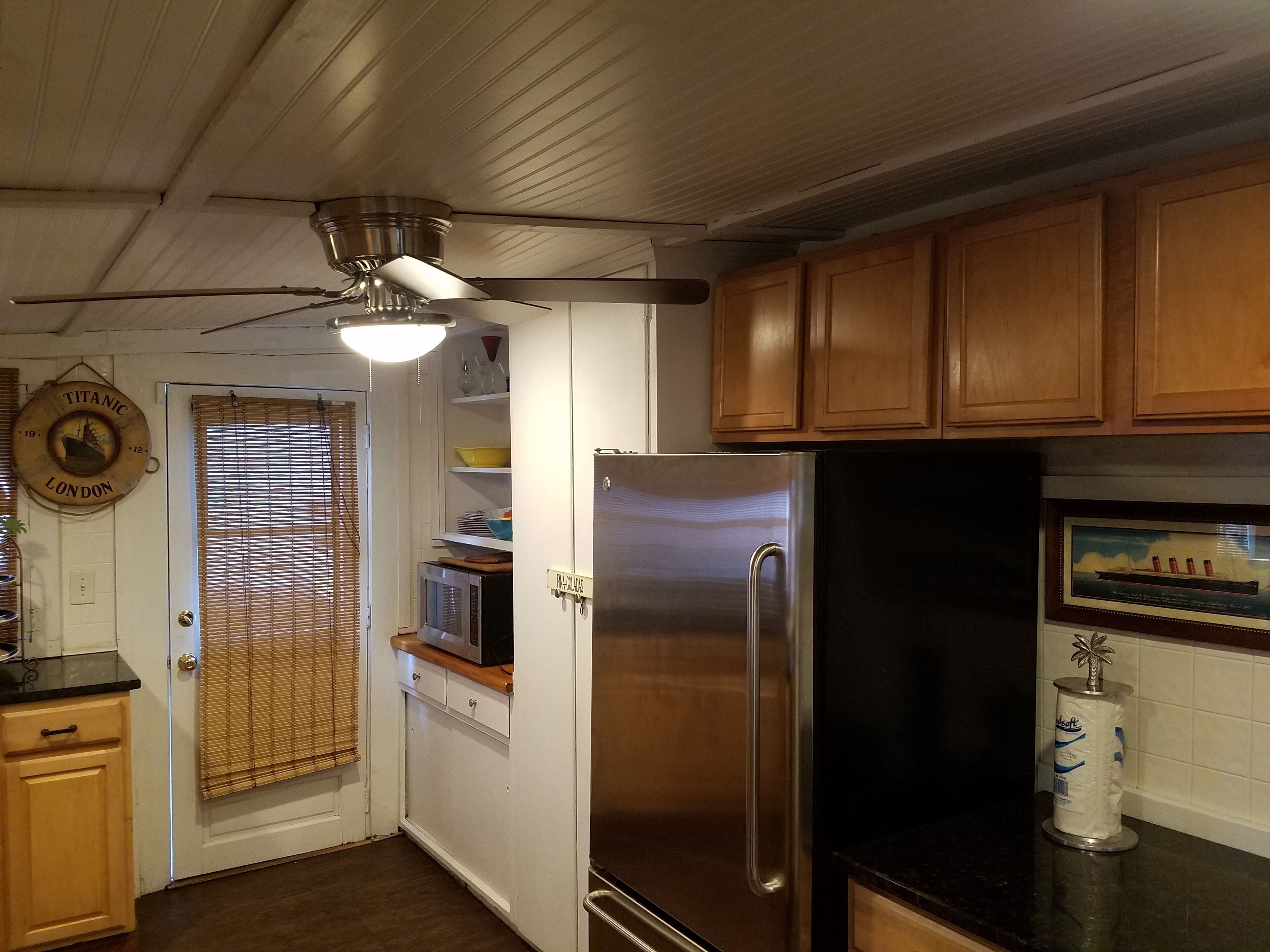 Steps from the Beach, Family Beach House, Pets OK, Sleeps 8