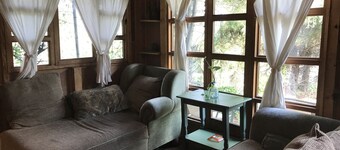 Cabana with Jacuzzi next to the Montealto Ecological Reserve