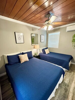 3 bedrooms, desk, iron/ironing board, travel cot