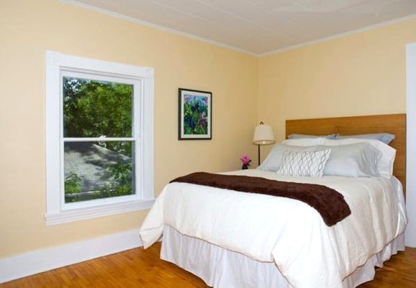 4 Schlafzimmer, Bügeleisen/Bügelbrett, kostenloses WLAN, Bettwäsche