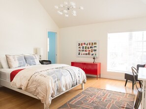 3 chambres, fer et planche à repasser, accès au Wi-Fi (inclus)