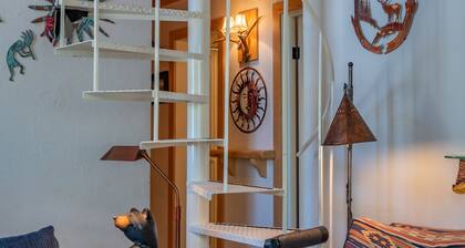 Edelweiss Condo 223B - Playing Hooky? Perfect Sun Valley Bungalow with Pool