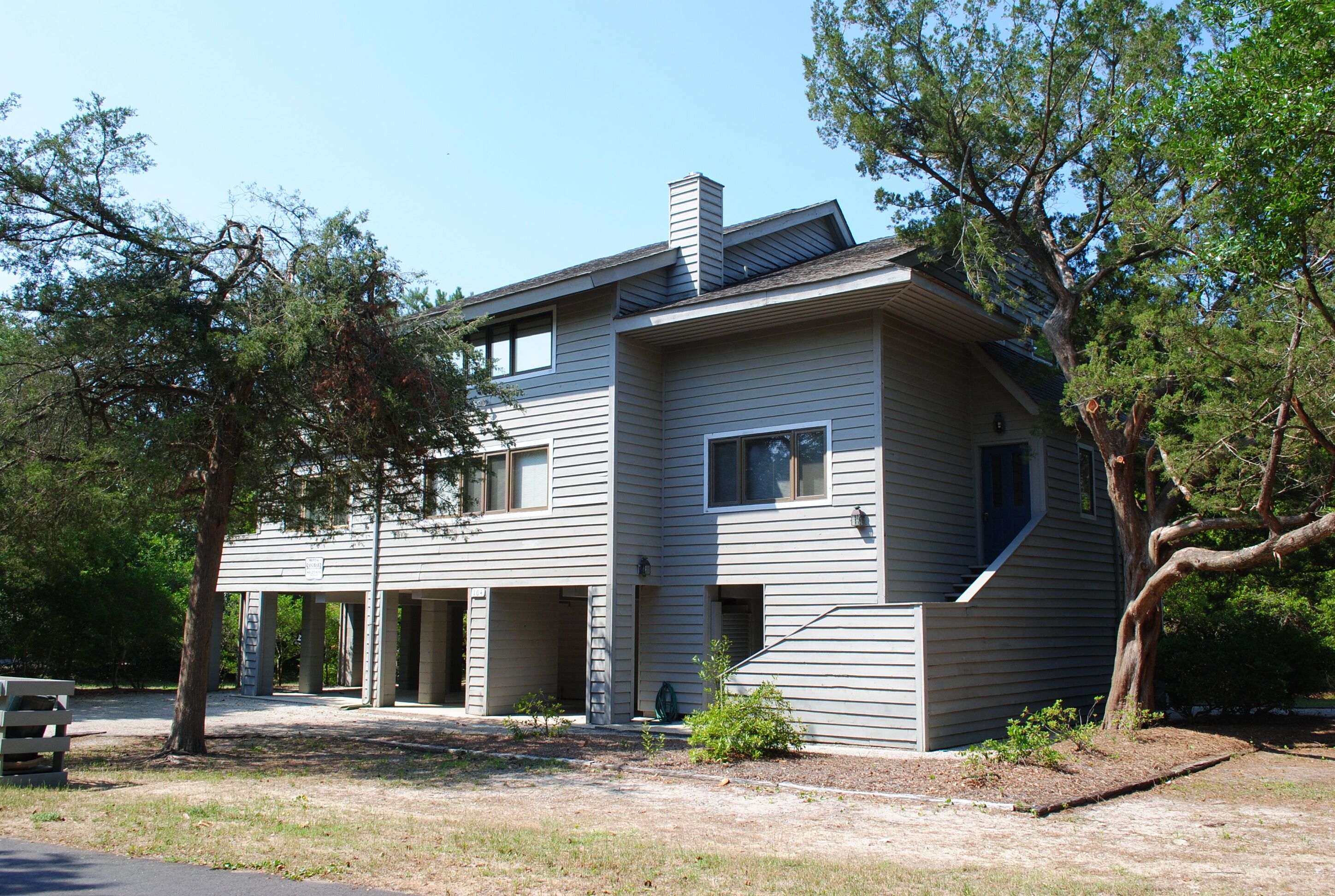 Beach house with 2 decks located at North Litchfield Beach in Pawleys Island.