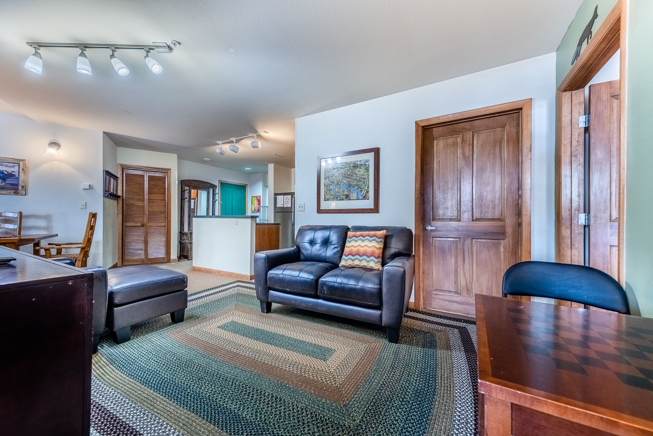 Ski in / ski out condo overlooking the base area. Access to shared hot tubs