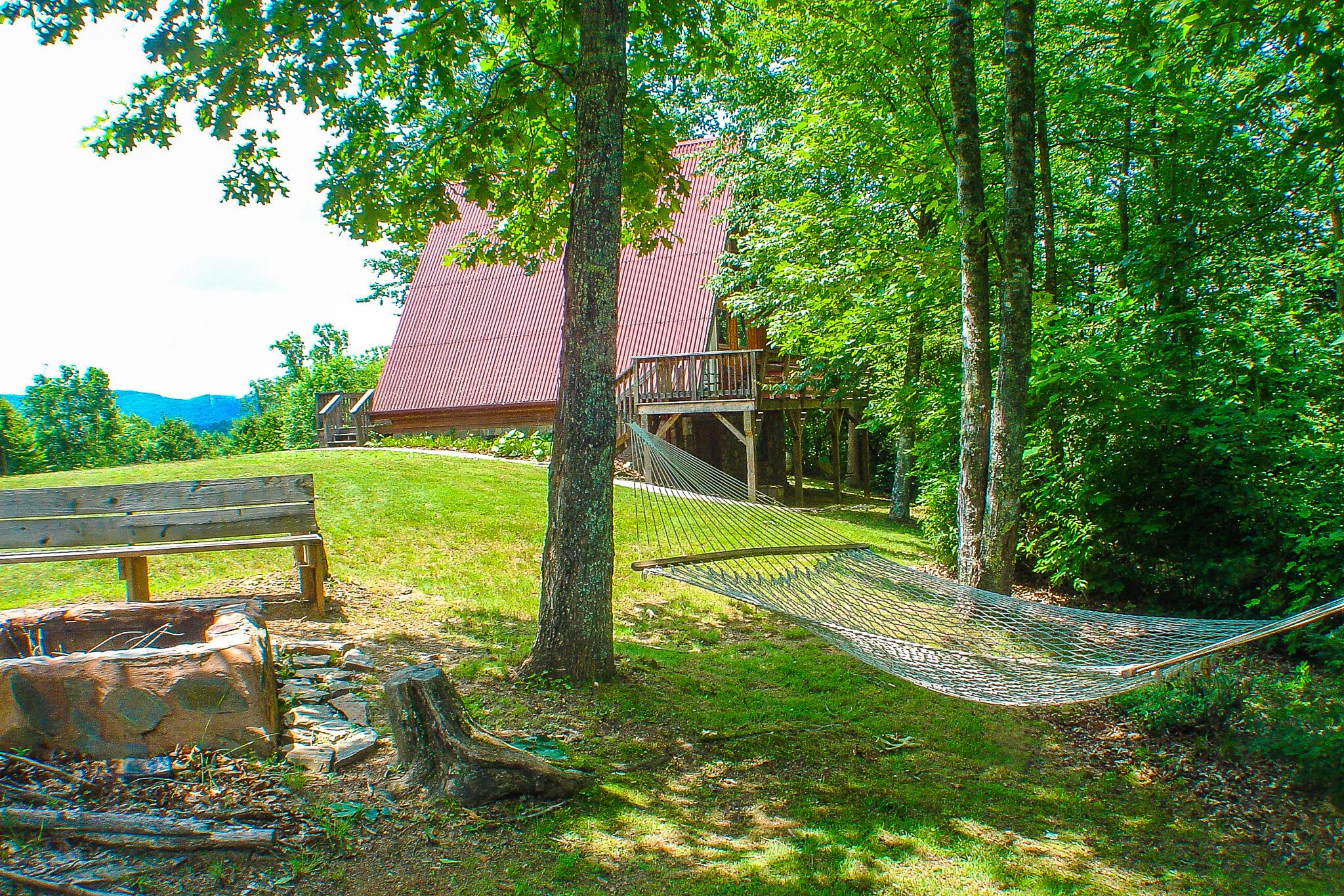 LOW AUGUST RATES! Haven Ridge - Hot Tub, Mtn Views, & Near New River