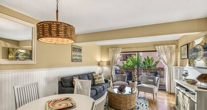 C50: Cozy Bahia Vista Condo, Private Balcony, BBQ, Pool