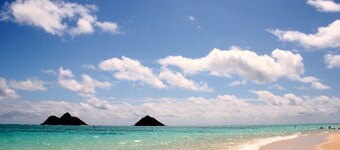 Très bien situé, à quelques pas de la plage de Kailua, de la piscine / des vélos / AC et plus