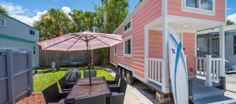 Tiny Blue Oasis -Sleep 6 in einem unserer beliebtesten Tiny Houses-Free WiFi