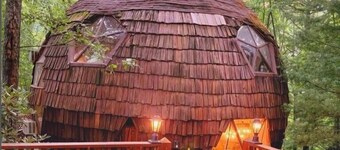 UNFORGETTABLE - Dôme géodésique privé sur 40 acres avec bain à remous et étang!