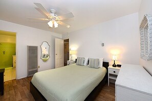 2 bedrooms, iron/ironing board, travel cot, WiFi