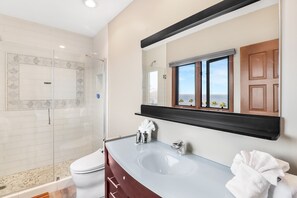 Hårtork och handdukar