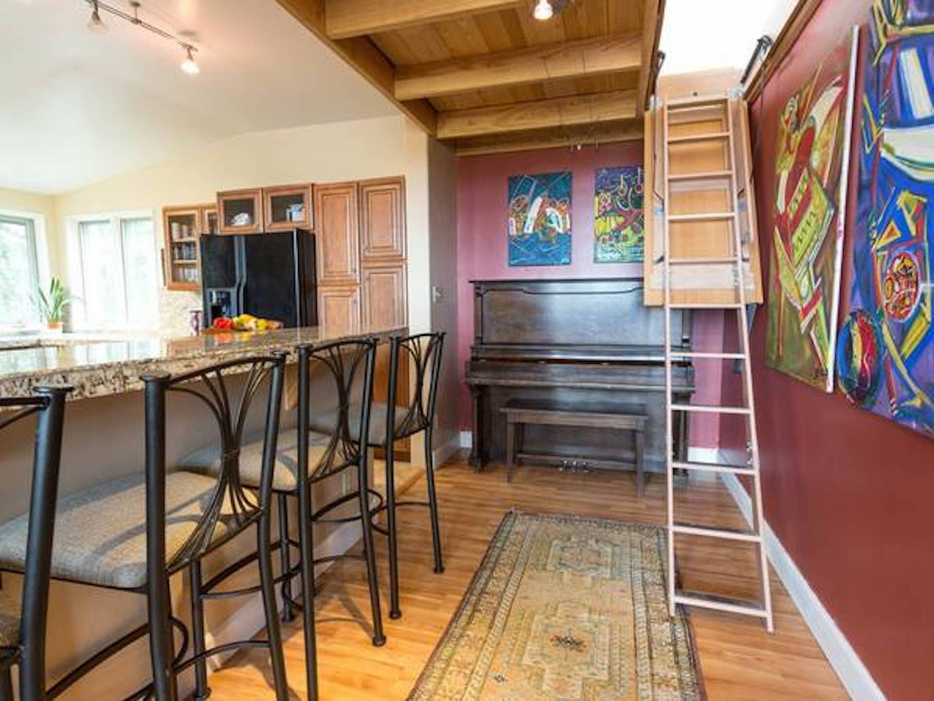 Luxury home in prime downtown location: views of the Rocky Mountains